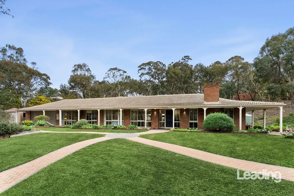 Sunbury 3 Bedroom A RARE LIFESTYLE RETREAT IN THE EMU BOTTOM ESTATE.