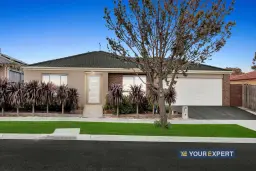 21 Guinea Flower Drive, Cranbourne West