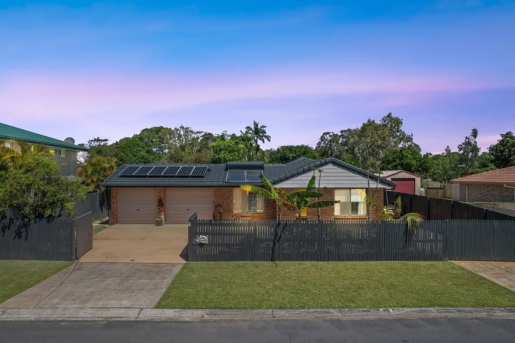 7 Intrepid Court, Beachmere, QLD 4510