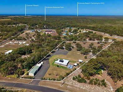 Coonarr 4બેડરૂમ Colonial Homestead Luxury on 4 Private Acres, Beside Kinkuna National Park