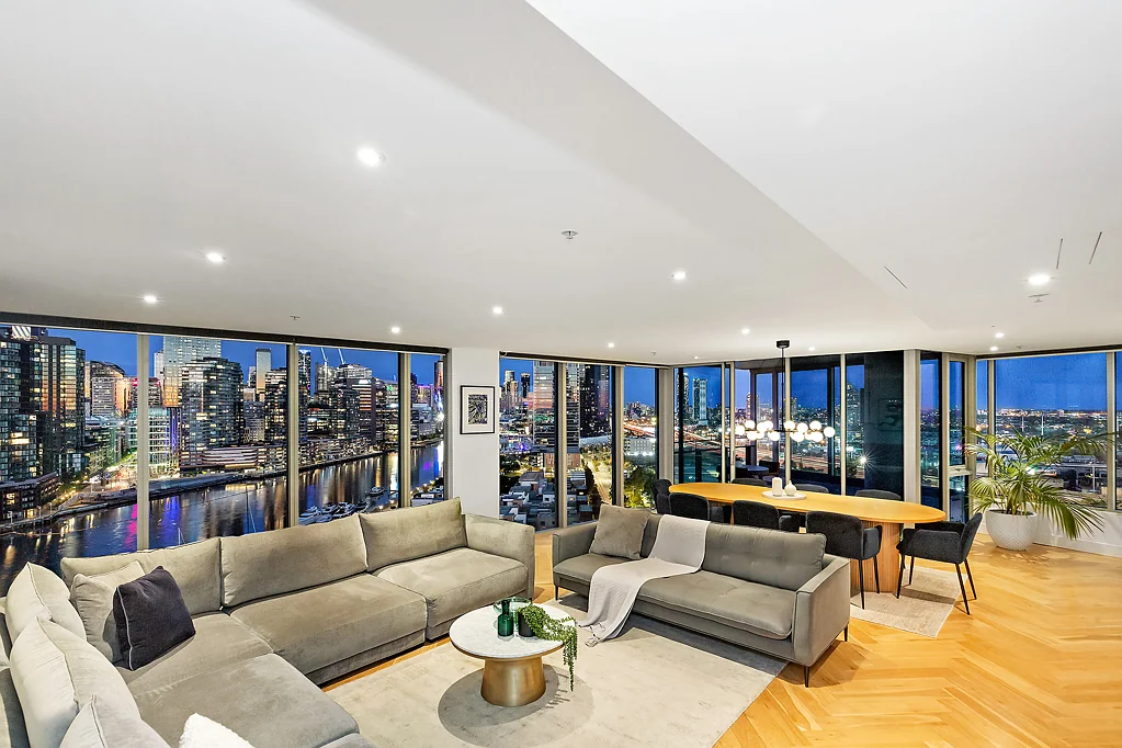 1706/81 South Wharf Drive, Docklands, VIC 3008