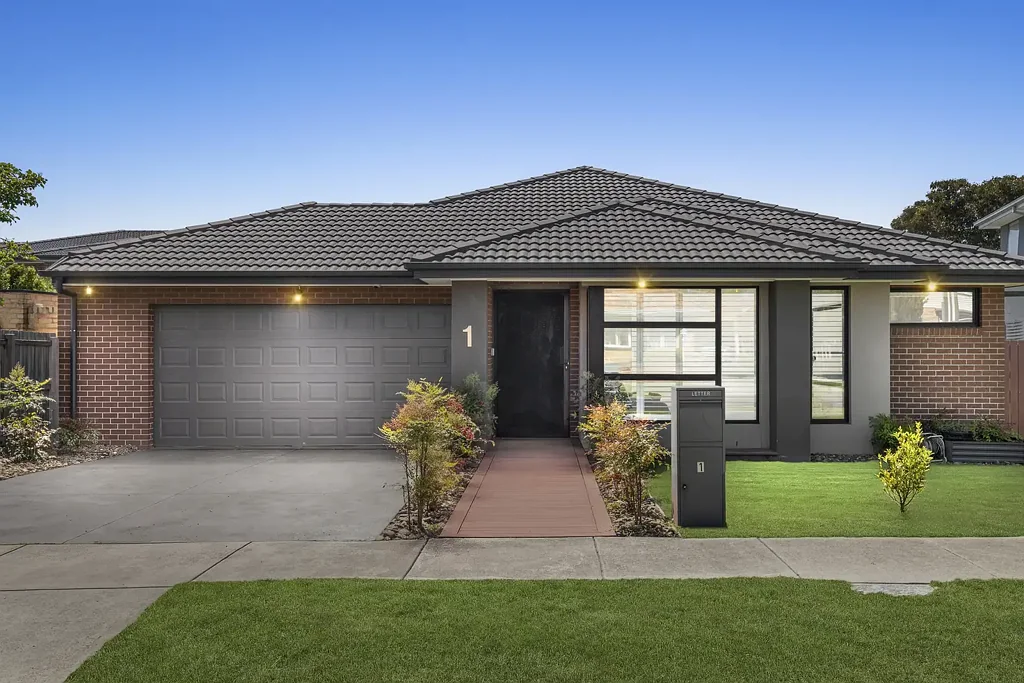 Oakleigh East 5Kwarto Well Zoned Family Generosity
