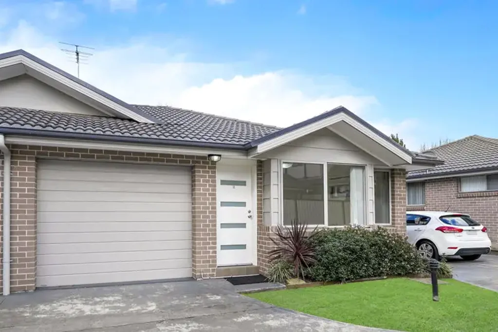 CLOSE TO ALL AMENITIES!