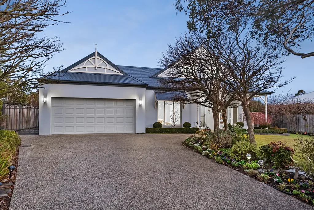 28 The Skyline, Sunbury, VIC 3429