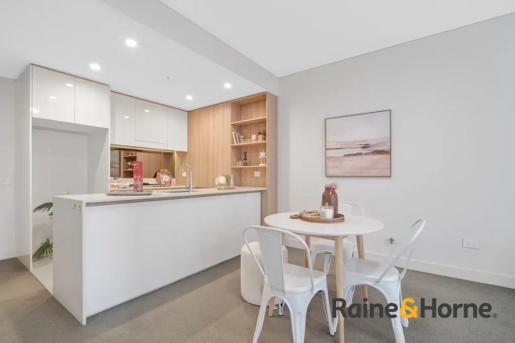 Wentworth Point 1Moenga (Entrance at 7 Verona Drive) North-Facing Oversized One-Bedroom with Parking | Resort Lifestyle| Central location