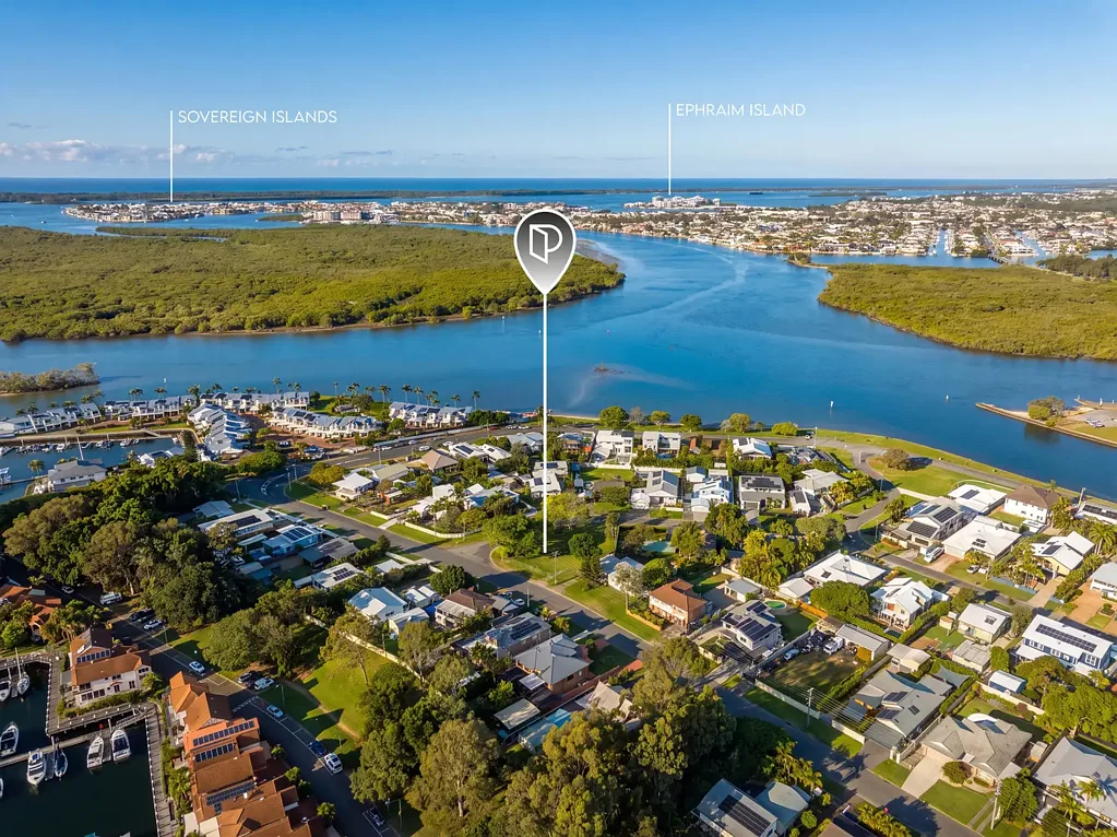 Hope Island  Build Your Dream Home, Just Moments from the Water