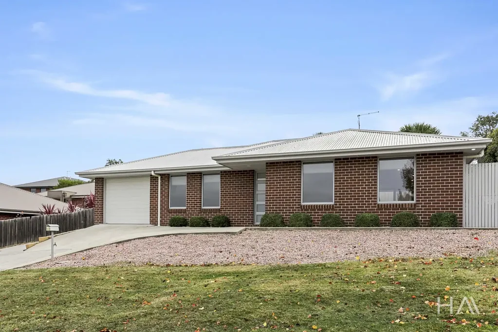 Prospect Vale 2 Bedroom Front Position, Modern Finish & Effortless Living in a Prime Prospect Vale Pocket