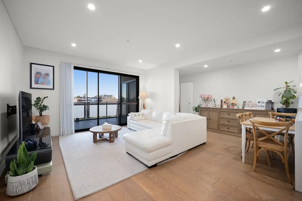 Homebush 2 Slaapkamer Spacious and stylish two bedroom apartment in convenient locale