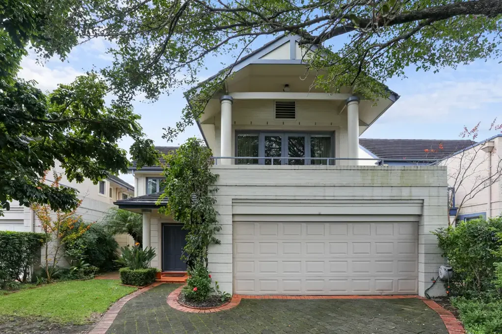 Modern Three Bedroom Home With Resort Style Amenities