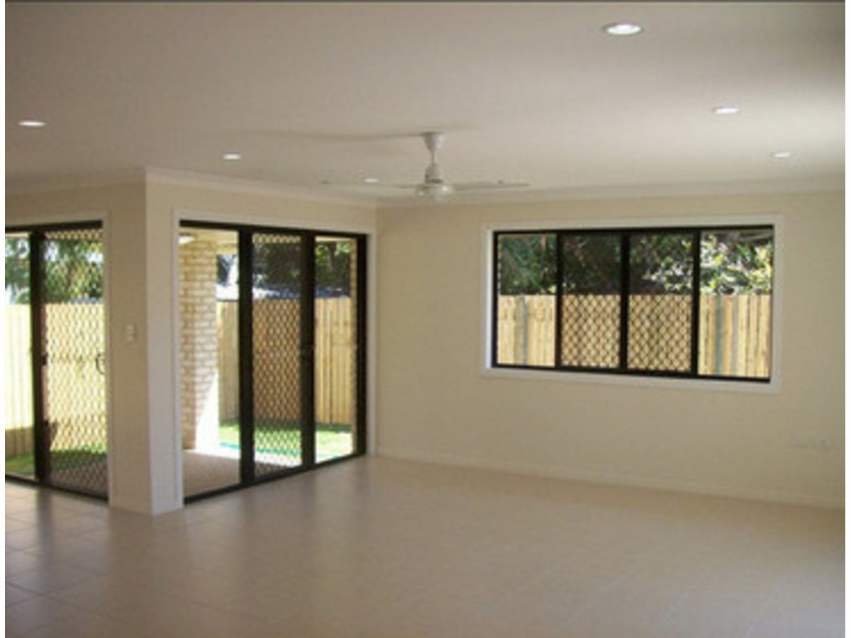 UNIT 2 9 TYNAN ST, PARK AVENUE QLD 4701, 0 chambres, 0 salles de bain, House