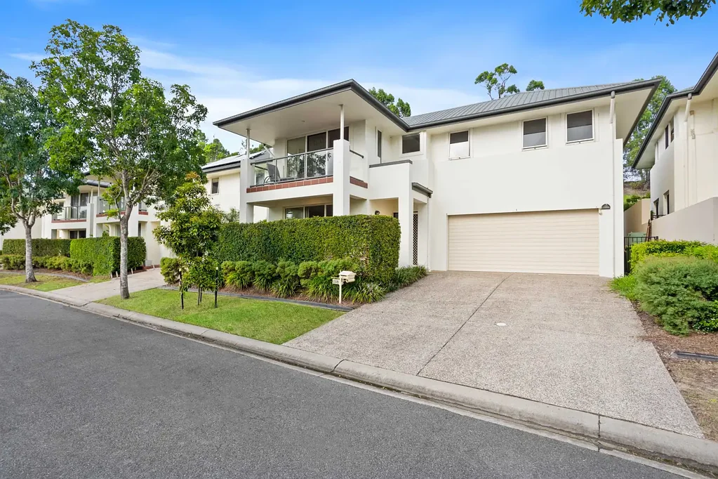 The Glades Estate 3 bedroom HOME!
