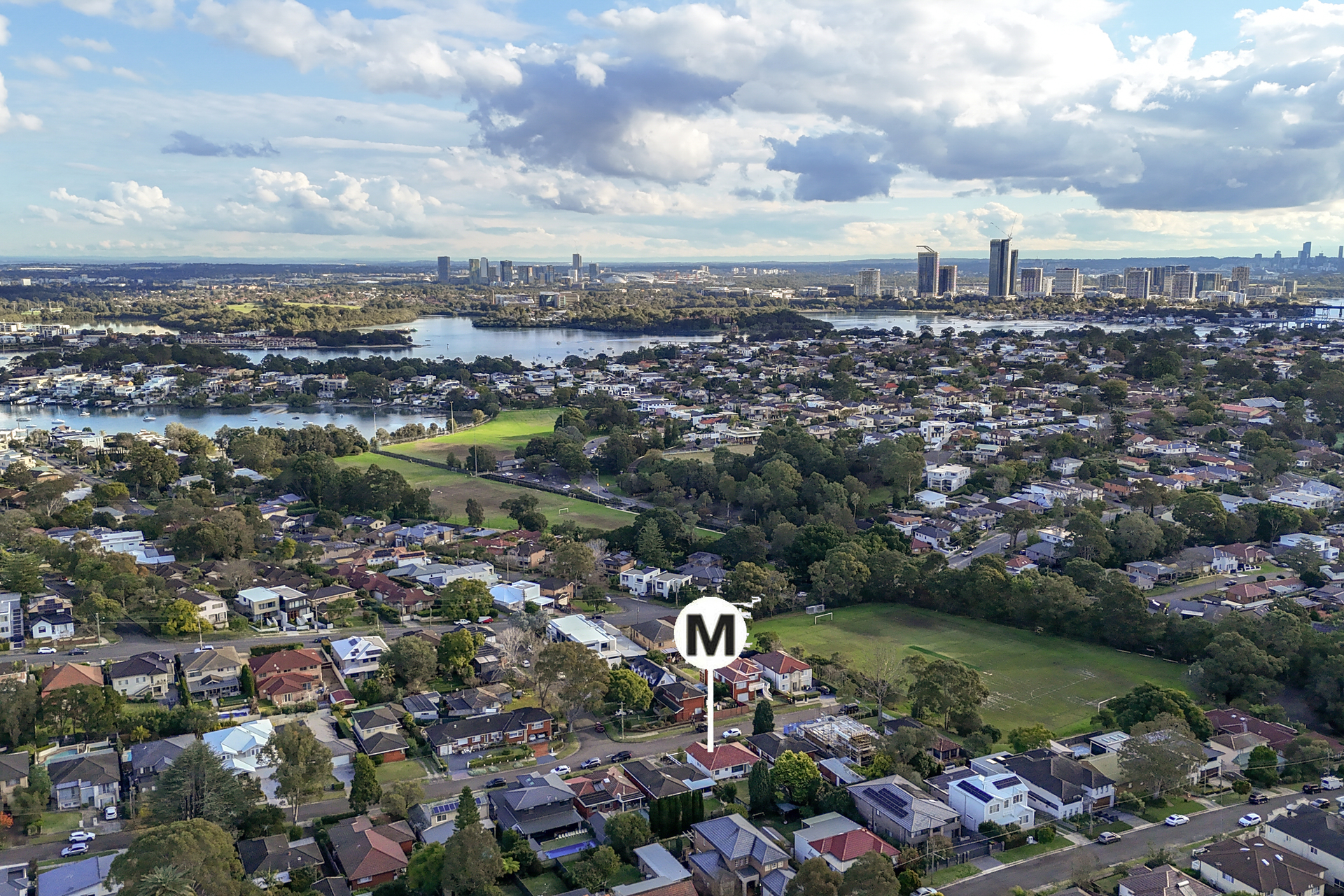 8 CHAPMAN ST, GLADESVILLE NSW 2111, 0部屋, 0バスルーム, House