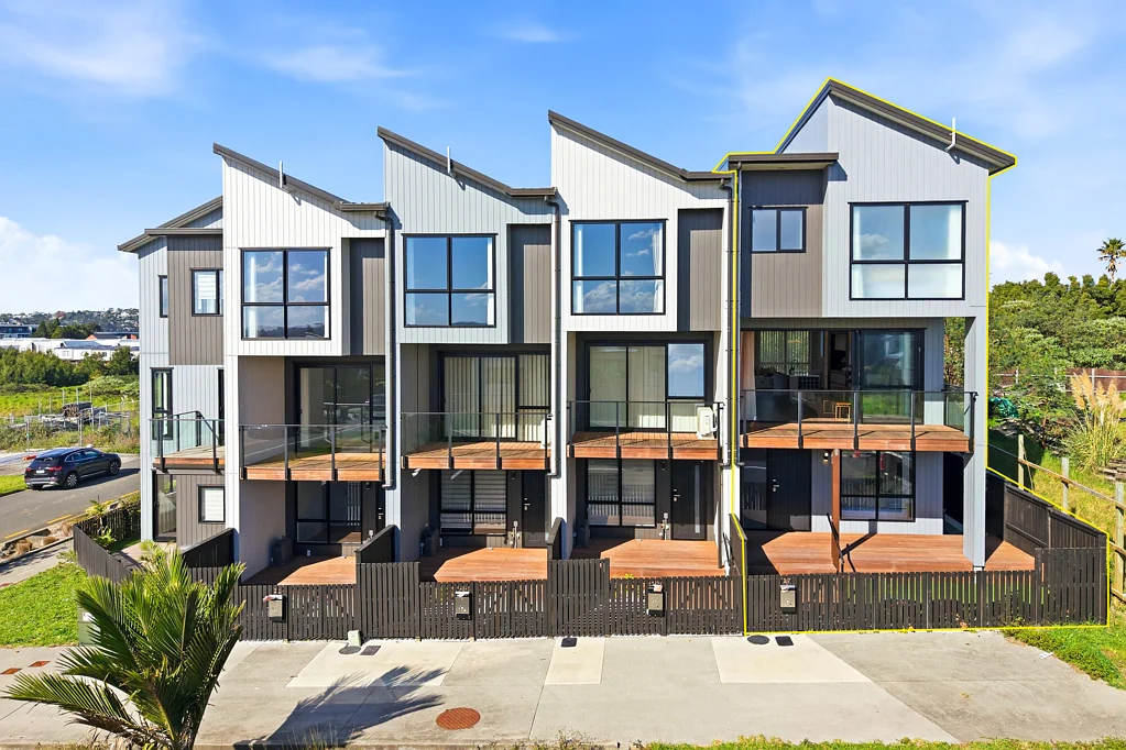 Hobsonville 4 Slaapkamer Spacious, Stylish & Finished To Perfection
