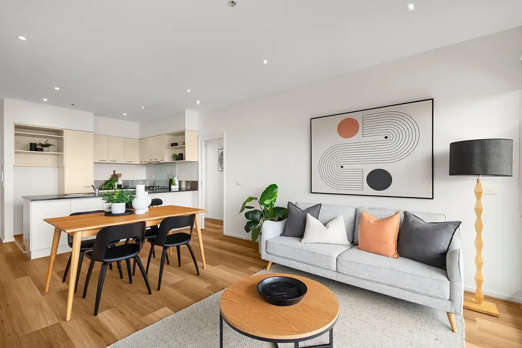 St Kilda 2房 迷人的 St Kilda 生活, 拥有明信片般的景色。 Captivating St Kilda living with postcard views.