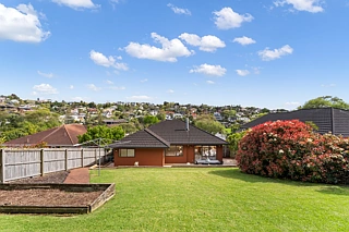 24 Bayside Drive, Browns Bay, North Shore City