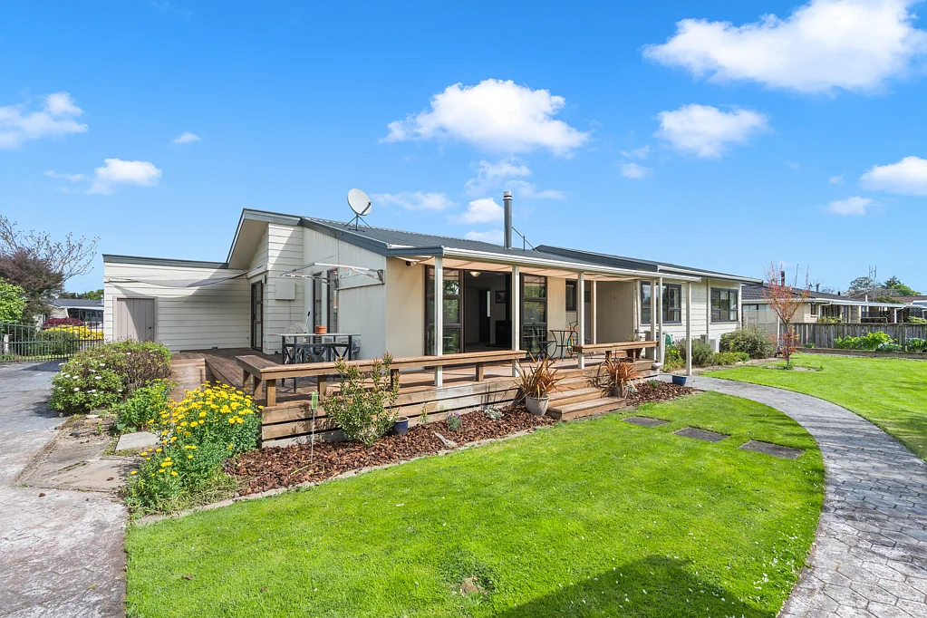 15 Lowes Place, Masterton, Wellington