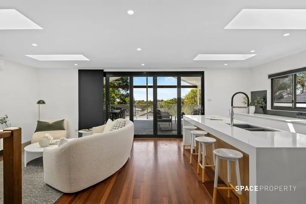 Stafford Heights 6બેડરૂમ Spacious Family Living with Dual Accommodation