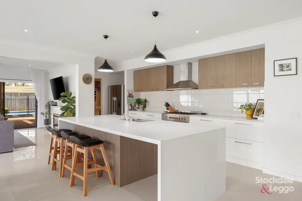 19 Peninsula View, Cowes, VIC 3922, 4 slaapkamers, 2 badkamers, House