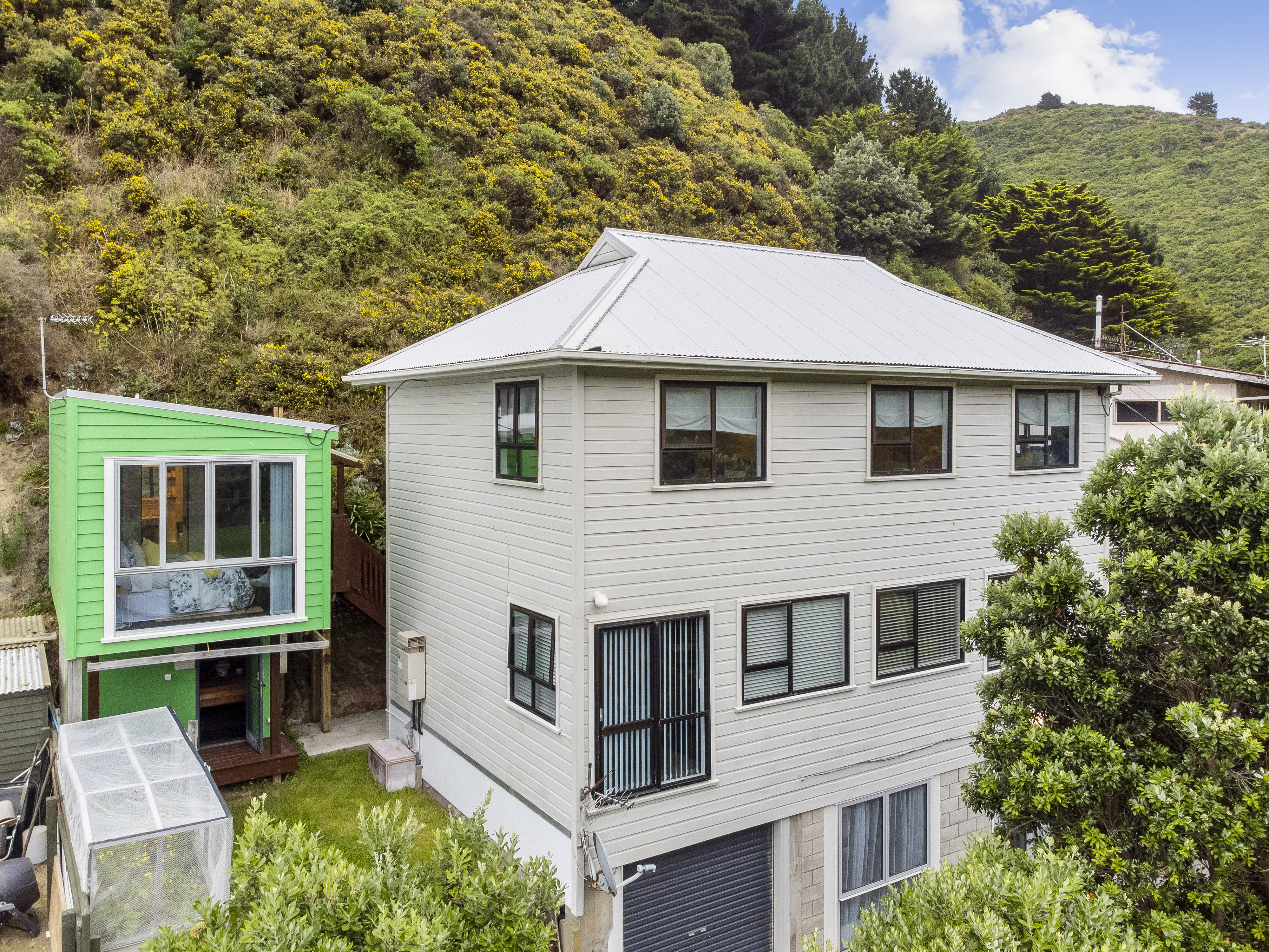 157 Happy Valley Road, Owhiro Bay