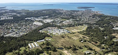 一年涨 7 万澳元！这对夫妇靠“先买地”逆袭房市