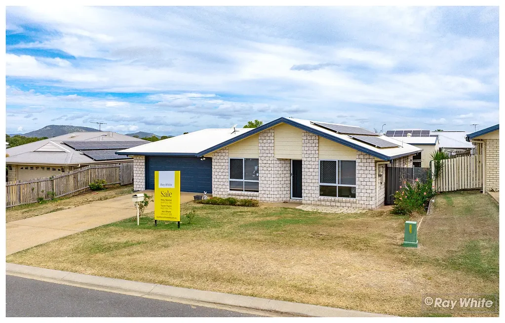 Gracemere 4chambre Low-Set Brick Home with Shed & Solar Power