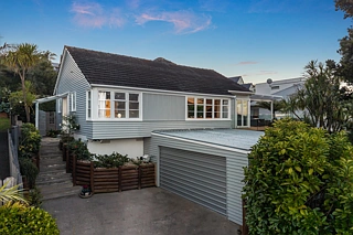 2/52 Rukutai Street, Orakei, Auckland City