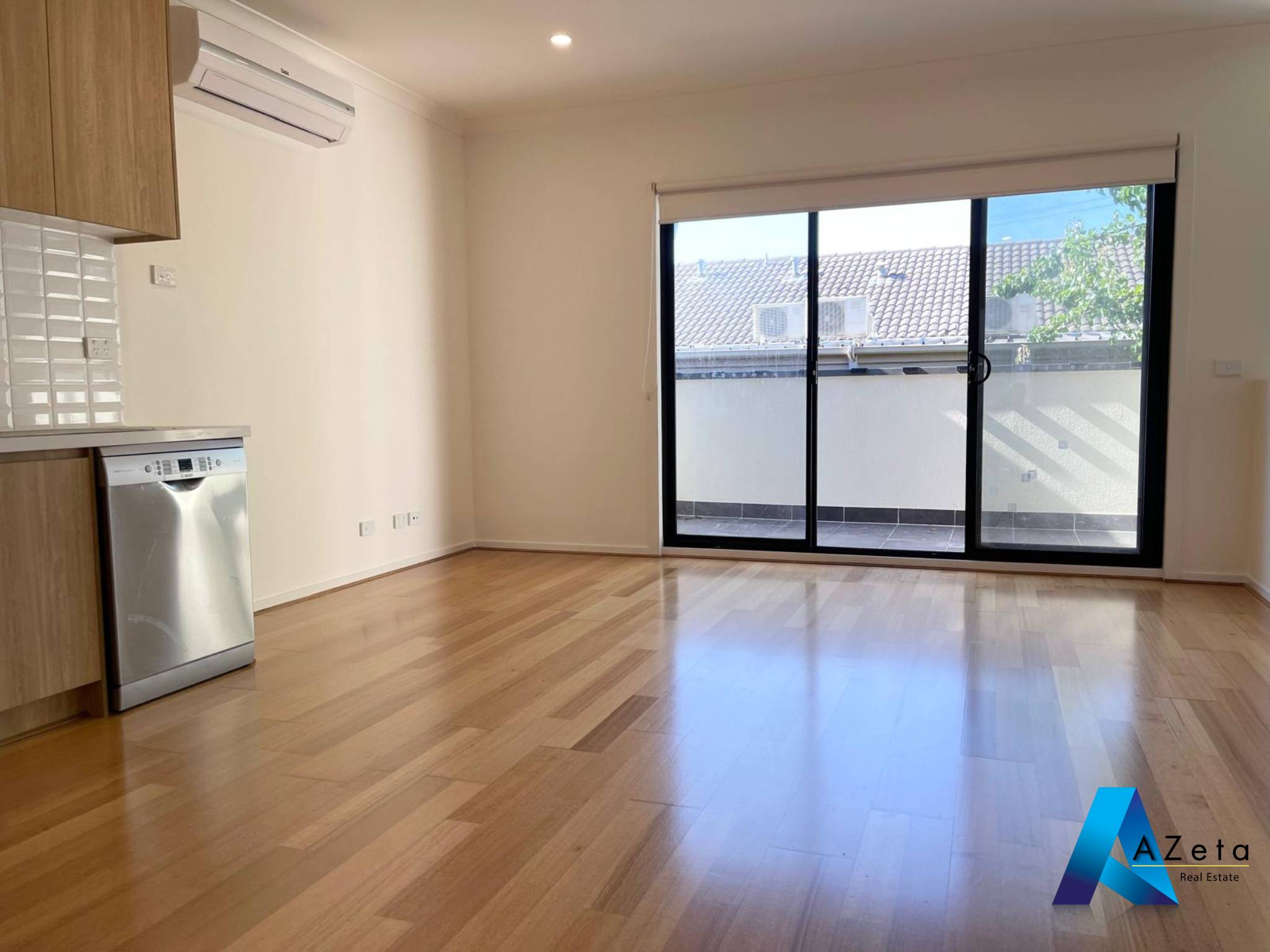 5/13 May Street, Doncaster East, Inner East Melbourne, 3 कमरे, 2 बाथरूम, House