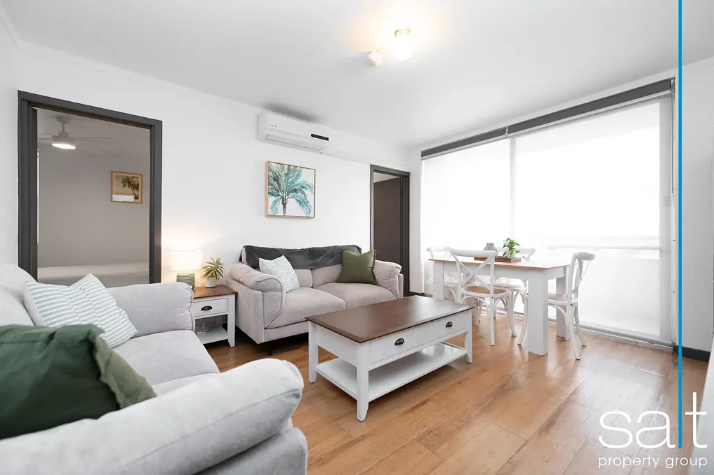 City Skyline Living - Fully Furnished