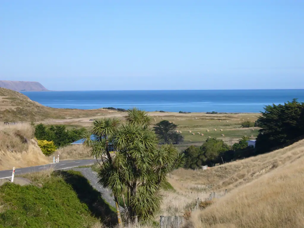 Lake Ferry 2房  Affordable Coastal Lifestyle a Stroll to Seaside