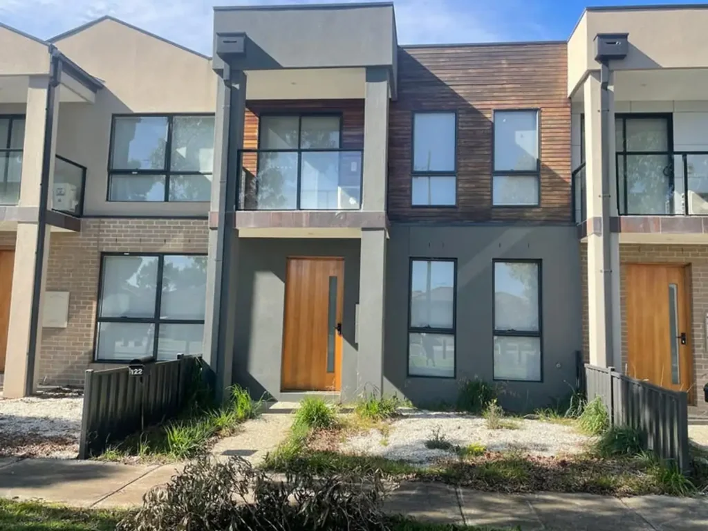 Neat Townhouse in a convenient location