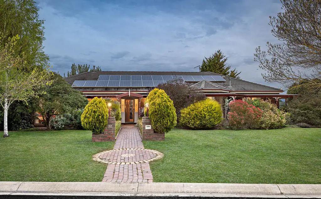 32 Robertson Drive, Alfredton, VIC 3350