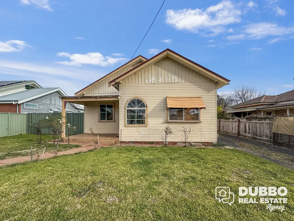 CONVENIENTLY LOCATED THREE BEDROOM IN SOUTH
