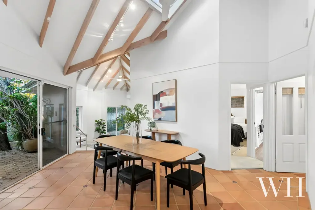 Claremont 4Moenga A Riverside Hideaway: Personality, Charm & Potential