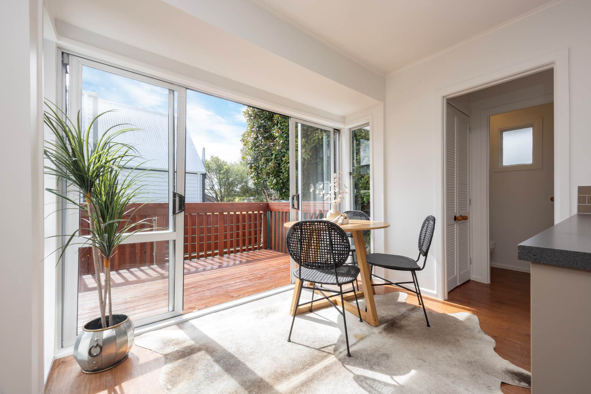 1/12 Neil Avenue, Te Atatu Peninsula, photo 10