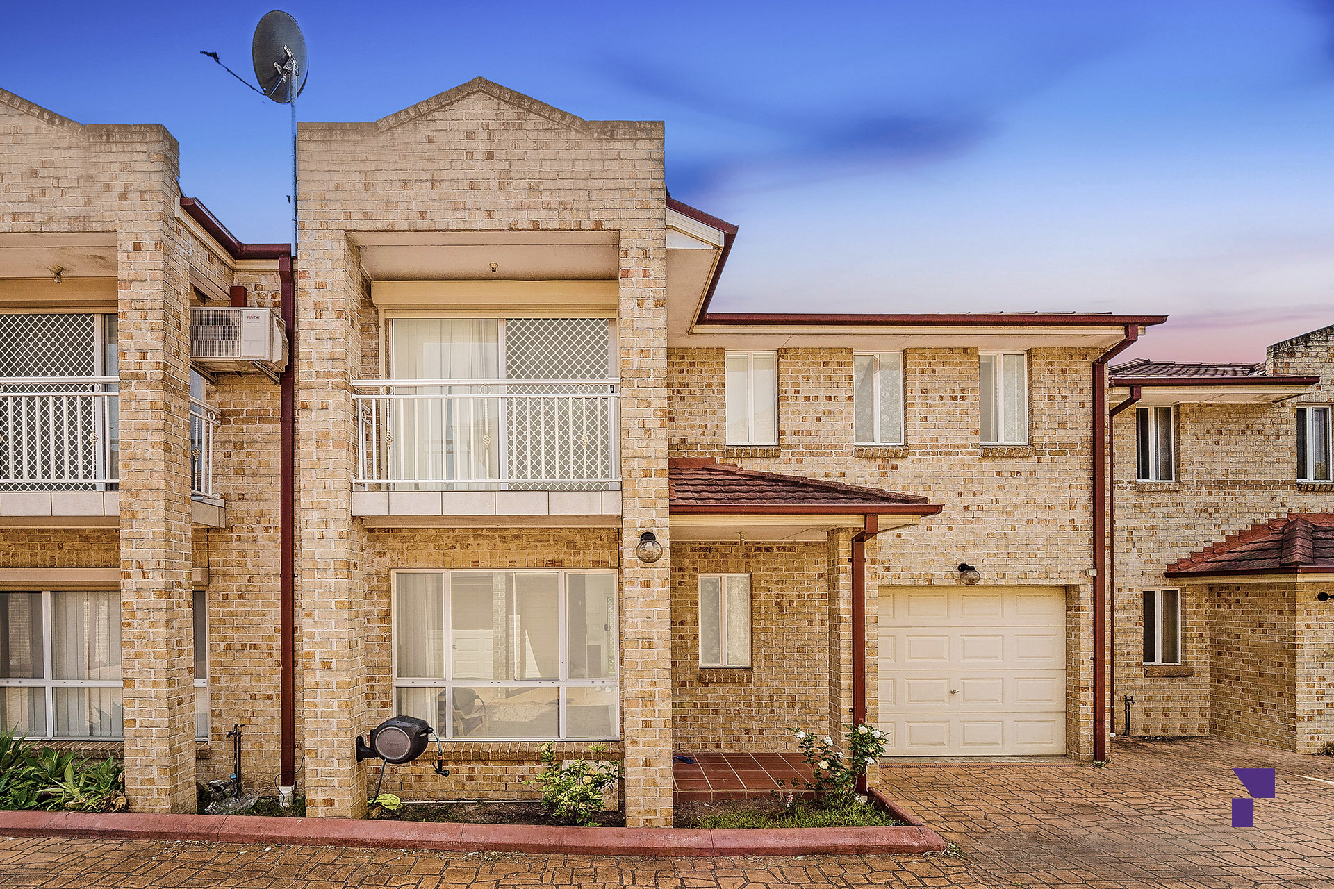 UNIT 3 17-19 MAYBERRY CR, LIVERPOOL NSW 2170, 0 침실, 0 욕실, Townhouse