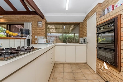 24 Morphett Crescent, Bateman, WA 6150, 4 Bedrooms, 2 Bathrooms, House