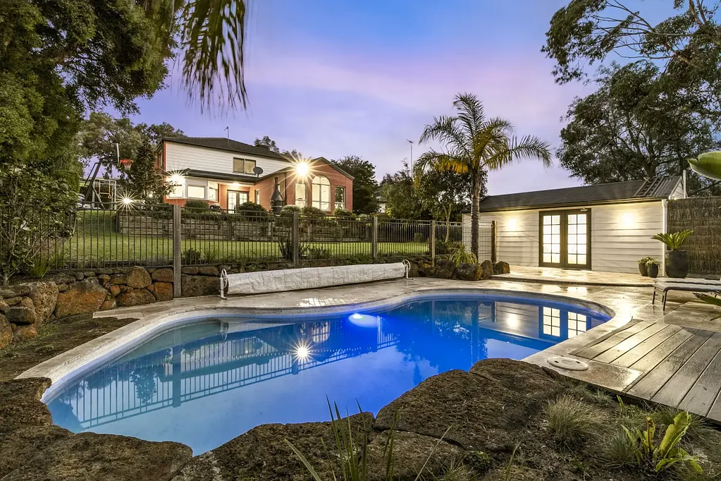 Highton 5Habitaciones A Family Sanctuary in Highton's Prestigious Tree-Lined Heart