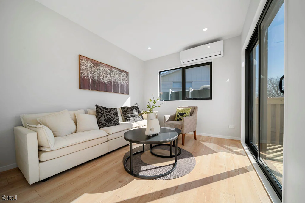 Clover Park 3部屋 AFFORDABLE • BRAND NEW • FREEHOLD • FREESTANDING