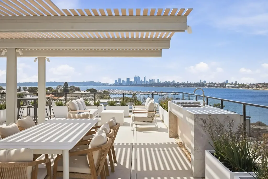 Applecross 3ਬੈੱਡਰੂਮ LUXURY PENTHOUSE  - PANORAMIC RIVER AND CITY VIEWS