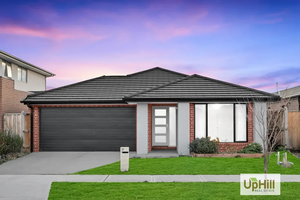 37 Damice Street, Clyde North, VIC 3978