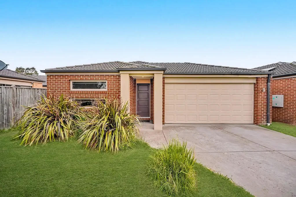 Officer 4房  Spacious Family Living in Sought-After Potters Grove Estate!!