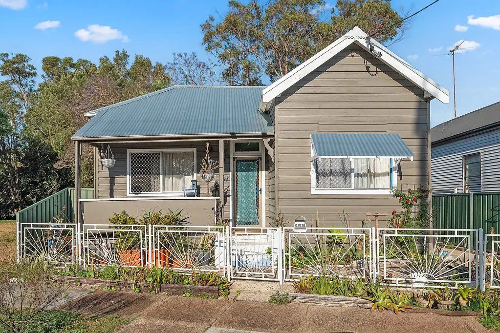 55 William Street, Tighes Hill, NSW 2297