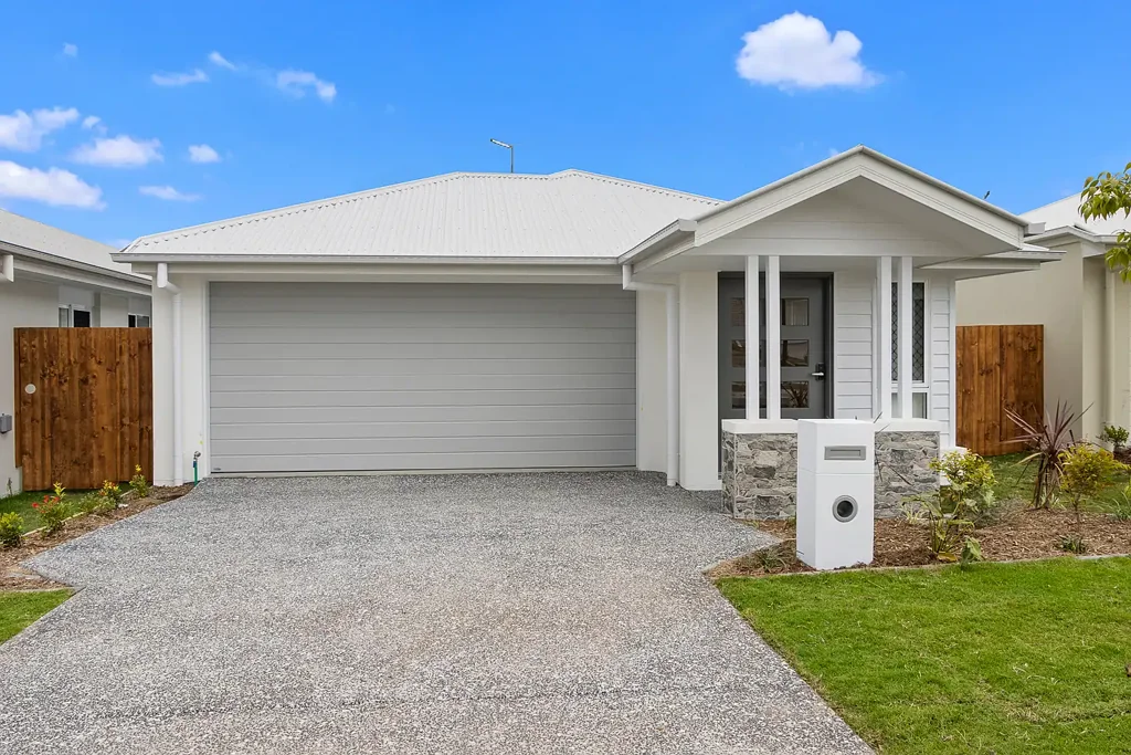 Brand New Family Home in Prime Flagstone Location
