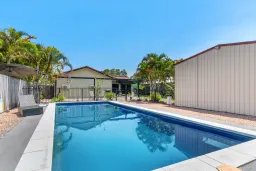 27 Brenton Circuit, Deeragun