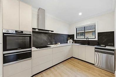 37 Alexander Street, Kangaroo Flat, VIC 3555, 4房, 2浴, House