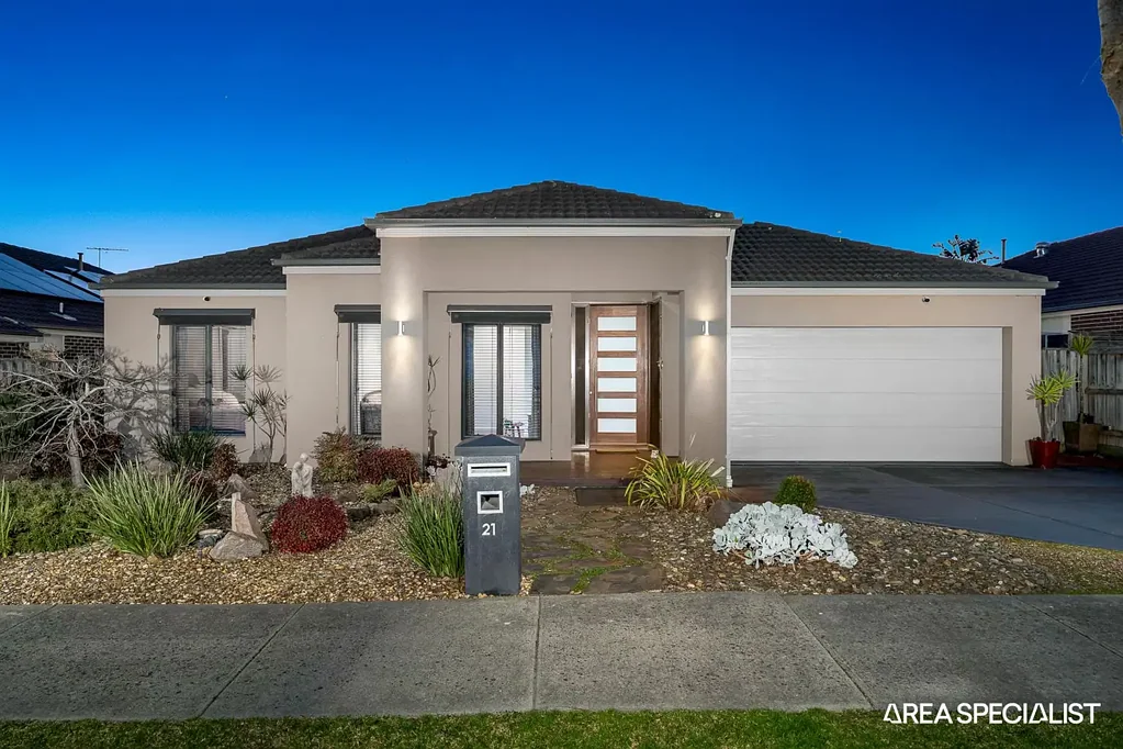 Berwick 4房  追求卓越风格与功能，坐落于 Chase Estate 的中心  Exceptional Style and Functionality in the Heart of Chase Estate