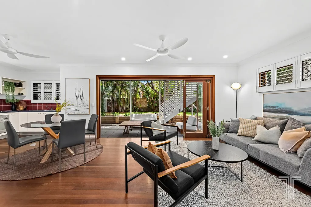 76 The Promenade, Camp Hill, QLD 4152
