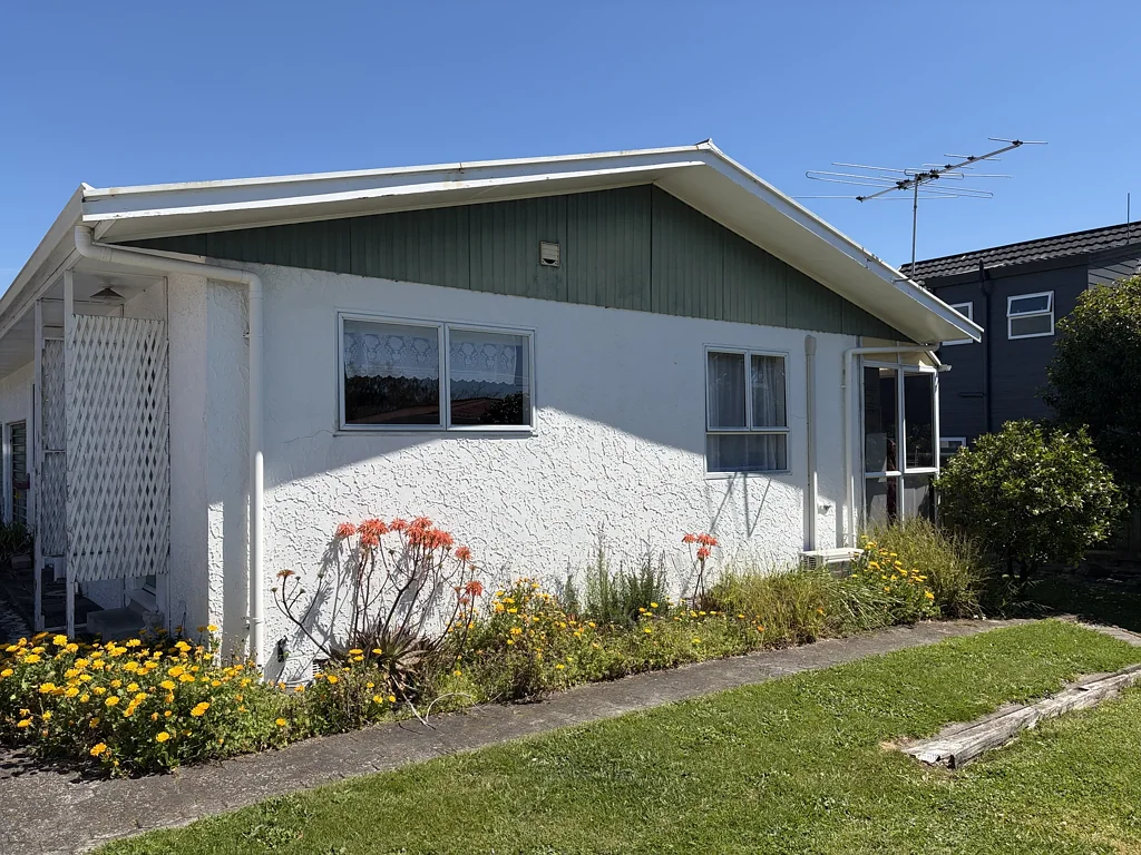 Stoke 2 Bedroom Choice of one or both