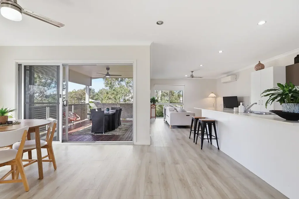 East Mackay 4 Bedroom Where Coastal Living Feels Effortless...