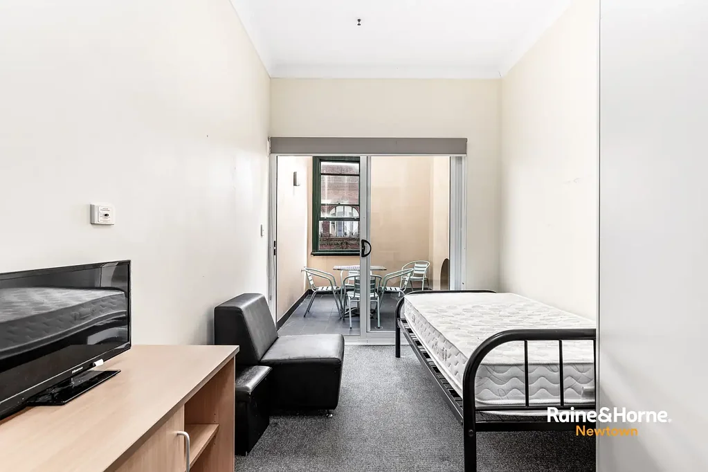 Furnished Studio - Electricity and Internet Included